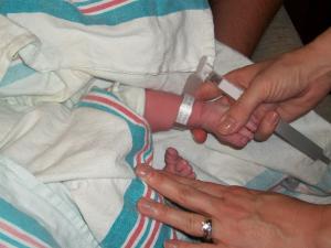 <img300*0:stuff/z/178728/Baby%2520reference/1%20birth%2029.JPG>