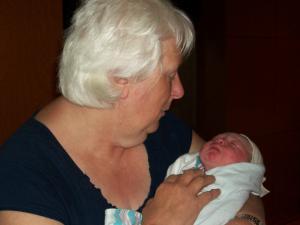 <img300*0:stuff/z/178728/Baby%2520reference/1%20birth%2037.JPG>