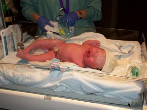 <img300*0:stuff/z/178728/Baby%2520reference/1%20birth%205.JPG>