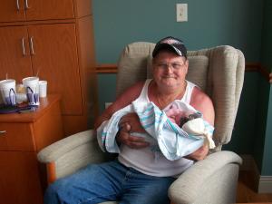 <img300*0:stuff/z/178728/Baby%2520reference/1%20birth%2052.JPG>