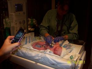 <img300*0:stuff/z/178728/Baby%2520reference/1%20birth%2063.JPG>