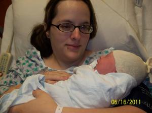<img300*0:stuff/z/178728/Baby%2520reference/1%20birth%2071.JPG>