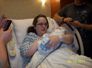 <img300*0:stuff/z/178728/Baby%2520reference/1%20birth%2073.JPG>