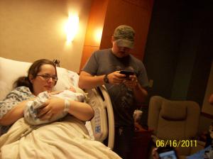 <img300*0:stuff/z/178728/Baby%2520reference/1%20birth%2074.JPG>