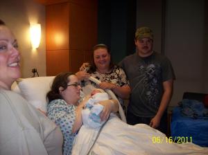 <img300*0:stuff/z/178728/Baby%2520reference/1%20birth%2076.JPG>