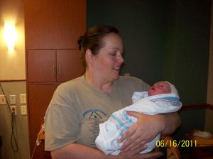 <img300*0:stuff/z/178728/Baby%2520reference/1%20birth%2084.JPG>