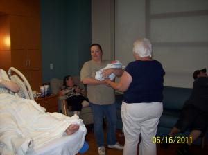 <img300*0:stuff/z/178728/Baby%2520reference/1%20birth%2085.JPG>