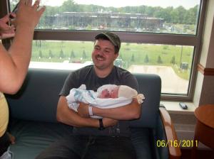 <img300*0:stuff/z/178728/Baby%2520reference/1%20birth%2092.JPG>