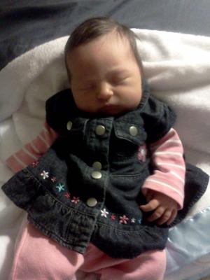 <img300*0:stuff/z/178728/Baby%2520reference/3%20c%202%20weeks%20old%207.jpg>