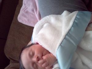 <img300*0:stuff/z/178728/Baby%2520reference/3%20c%202%20weeks%20old%209.jpg>