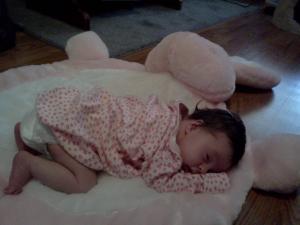 <img300*0:stuff/z/178728/Baby%2520reference/3%20c%204%20weeks%20old%205.jpg>