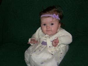 <img300*0:stuff/z/178728/Baby%2520reference/3%20months%209.JPG>