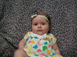 <img300*0:stuff/z/178728/Baby%2520reference/4%20months%2026.JPG>