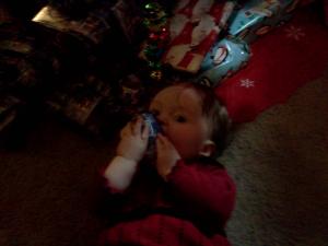 <img300*0:stuff/z/178728/Baby%2520reference/6%20months%2011.jpg>
