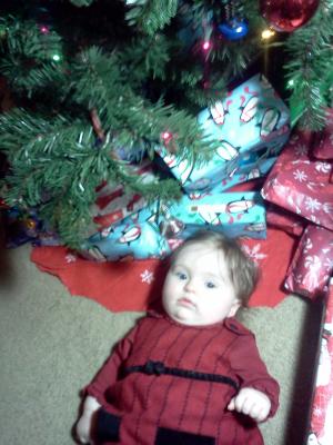 <img300*0:stuff/z/178728/Baby%2520reference/6%20months%203.jpg>
