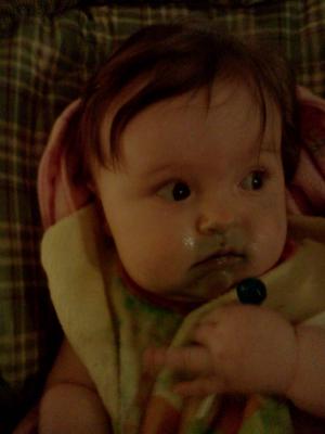 <img300*0:stuff/z/178728/Baby%2520reference/6%20months%2034.jpg>