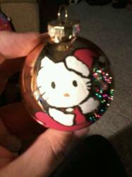 <img0*250:stuff/z/178728/Christmas%2520bulbs/1354076897417.jpg>