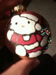<img0*250:stuff/z/178728/Christmas%2520bulbs/1354076917440.jpg>
