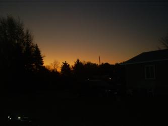 <img0*250:stuff/z/178728/Raven%2527s%2520sunsets/Copy%20of%20S5032281.JPG>