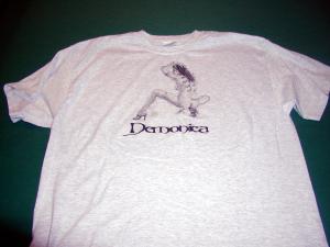 <img300*0:stuff/z/178872/Demonica%2520T%2520shirts/spikebackshirt.jpg>