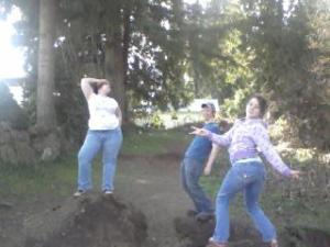 <img300*0:stuff/z/183760/the%2520new%2520and%2520definitely%2520improved%2520me/i1208146196_3.jpg>
