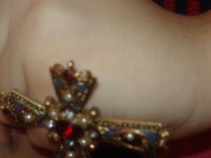 <img300*0:stuff/z/184443/Aristotle%2520Kicks%2520Butt!/i1233345313_26.jpg>