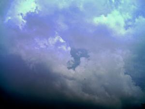 <img300*0:stuff/z/185526/Storm%2520Clouds/i1246052295_13.jpg>