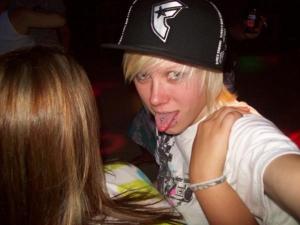 <img300*0:stuff/z/185581/everyonelovessomeraylyn/l_c9c97ac5792c2266c8ac7b6c4d296b53.jpg>