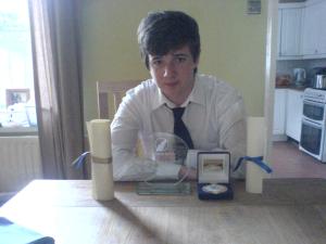 <img300*0:stuff/z/185912/Everybodies%2520favourite%2520blue%2520hedgehog%2520in%2520detail/i1218104530_3.jpg>
