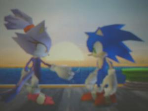 <img300*0:stuff/z/185912/Everybodies%2520favourite%2520blue%2520hedgehog%2520in%2520detail/i1218104530_4.jpg>