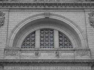 <img300*0:stuff/z/186536/Oratoire%2520Saint-Joseph%2520du%2520Mont-Royal/i1245193025_4.jpg>