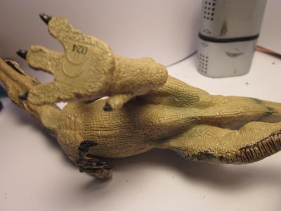 <img0*300:stuff/z/187594/Allosaurus%2520Figurine%2520Reference/050.JPG>