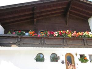 <img300*0:stuff/z/187594/Buildings%2520of%2520Austria%2520and%2520Switzerland/064.JPG>