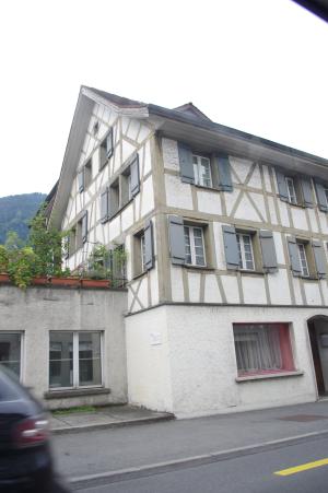 <img300*0:stuff/z/187594/Buildings%2520of%2520Austria%2520and%2520Switzerland/IMGP4017.JPG>