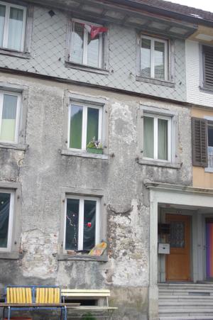 <img300*0:stuff/z/187594/Buildings%2520of%2520Austria%2520and%2520Switzerland/IMGP4022.JPG>