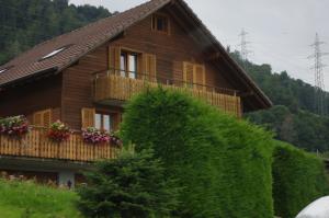 <img300*0:stuff/z/187594/Buildings%2520of%2520Austria%2520and%2520Switzerland/IMGP4065.JPG>