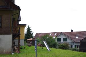 <img300*0:stuff/z/187594/Buildings%2520of%2520Austria%2520and%2520Switzerland/IMGP4236.JPG>
