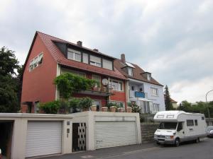 <img300*0:stuff/z/187594/German%2520Building%2520Reference%25202/022.JPG>
