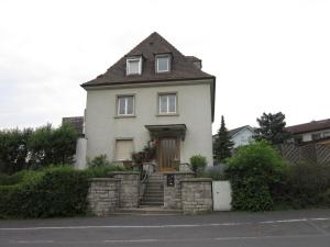 <img300*0:stuff/z/187594/German%2520Building%2520Reference%25202/032.JPG>
