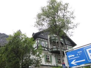 <img300*0:stuff/z/187594/German%2520Building%2520Reference%25202/299.JPG>