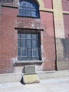 <img0*300:stuff/z/187594/German%2520Building%2520Reference/011.JPG>