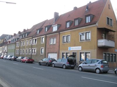 <img0*300:stuff/z/187594/German%2520Building%2520Reference/012.JPG>