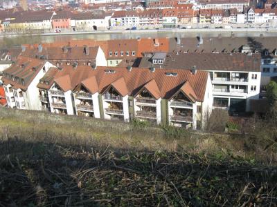 <img0*300:stuff/z/187594/German%2520Building%2520Reference/039.JPG>