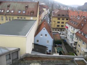 <img300*0:stuff/z/187594/German%2520Cityscape%2520Reference/007.JPG>
