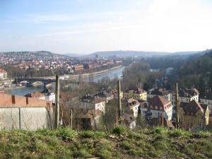 <img300*0:stuff/z/187594/German%2520Cityscape%2520Reference/069.JPG>