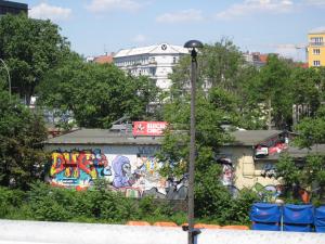 <img300*0:stuff/z/187594/German%2520Cityscape%2520Reference/456.JPG>