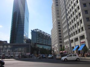 <img300*0:stuff/z/187594/German%2520Cityscape%2520Reference/548.JPG>