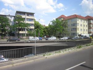<img300*0:stuff/z/187594/German%2520Cityscape%2520Reference/629.JPG>