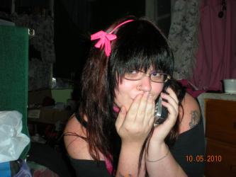 <img0*250:stuff/z/190268/pink%2520bows%2520and%2520telephones/i1286253750_12.jpg>