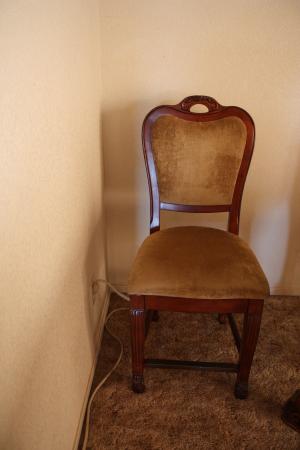 <img300*0:stuff/z/20192/A%2520House%2520of%2520Furniture/i1231634134_6.jpg>